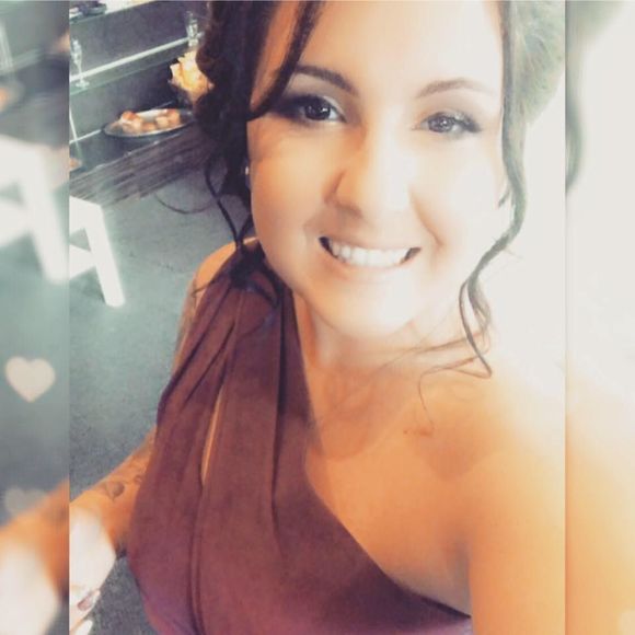 Meet your Posher, Lita - Picture 1 of 1